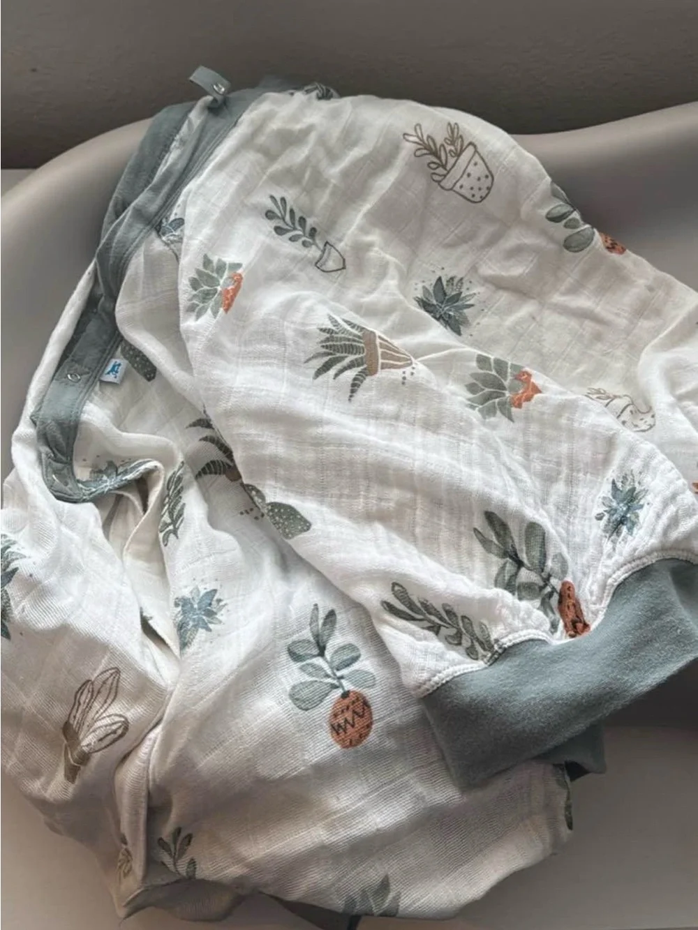 Neutral Cactus Print Baby Car Seat Canopy Cover - White & Green